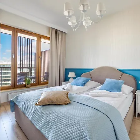 Olympic Park I, Sun & Snow *