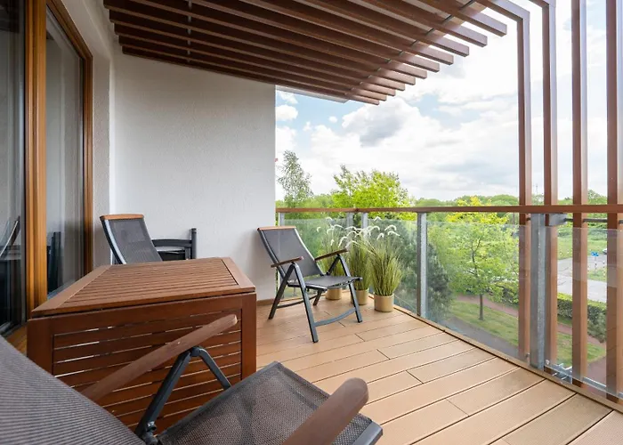 Olympic Park I, Sun & Snow