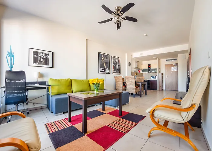 Olympic Park I, Sun & Snow Apartment *